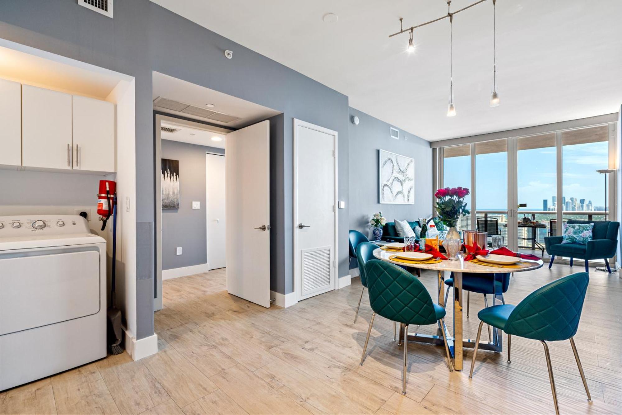 Ocean Views - Pool & Gym - Pet Friendly - Close To Beach Hallandale Beach Exterior photo