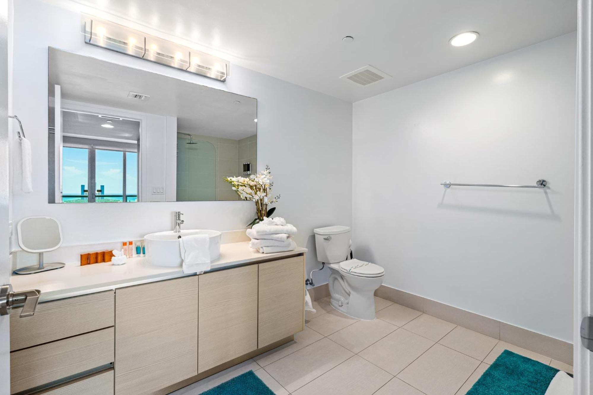 Ocean Views - Pool & Gym - Pet Friendly - Close To Beach Hallandale Beach Exterior photo