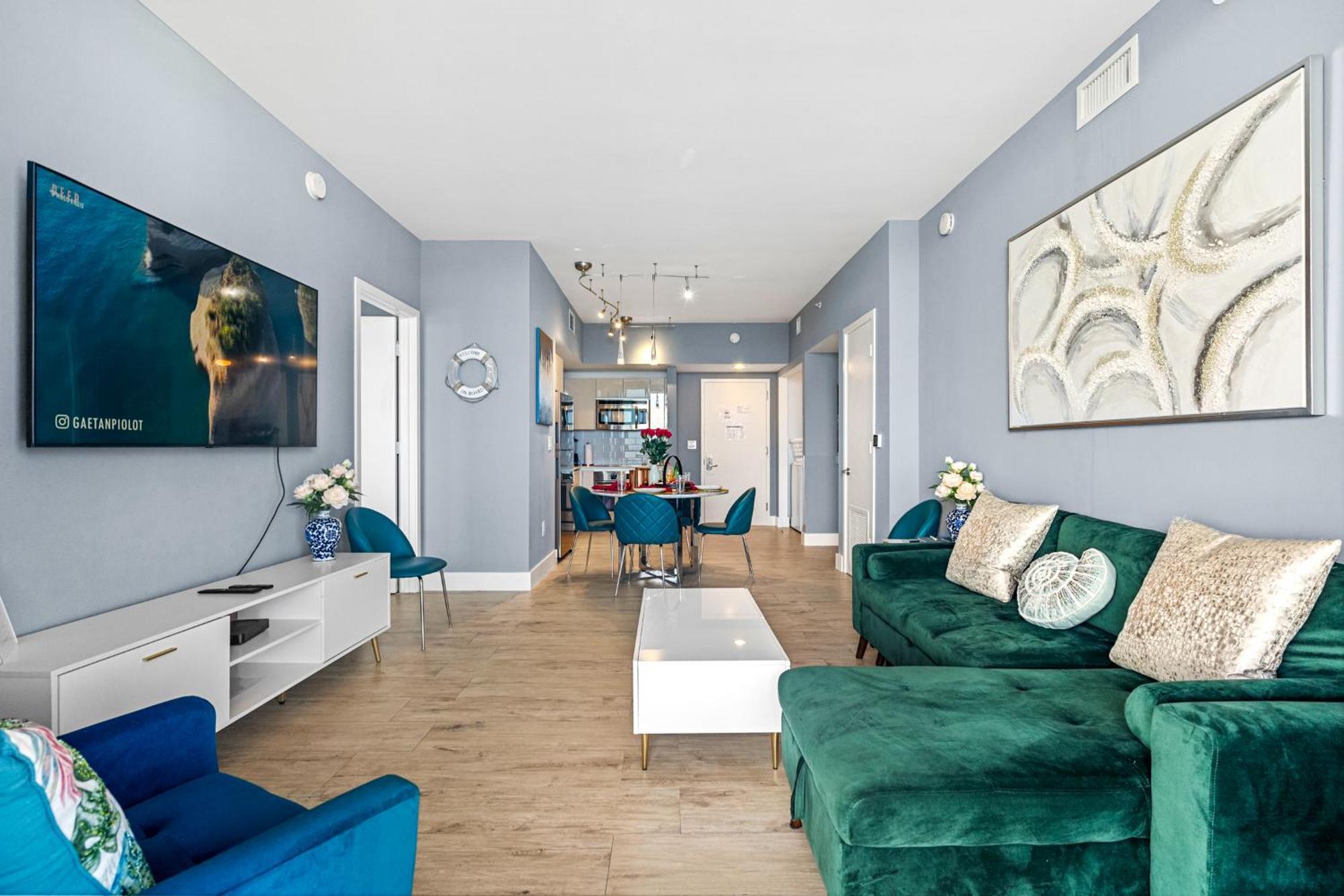 Ocean Views - Pool & Gym - Pet Friendly - Close To Beach Hallandale Beach Exterior photo